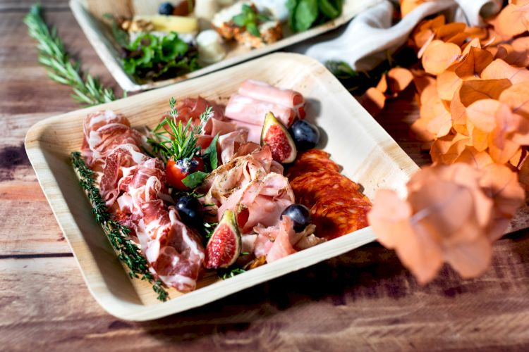 Assiettes carrées palmier 24 x 24 x 2,5 cm (100 unités)