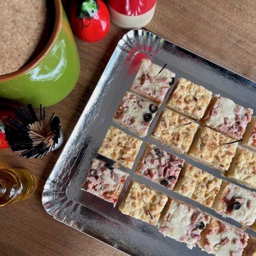 Plateaux traiteur simple face argent 32 x 42 cm (60 unités)